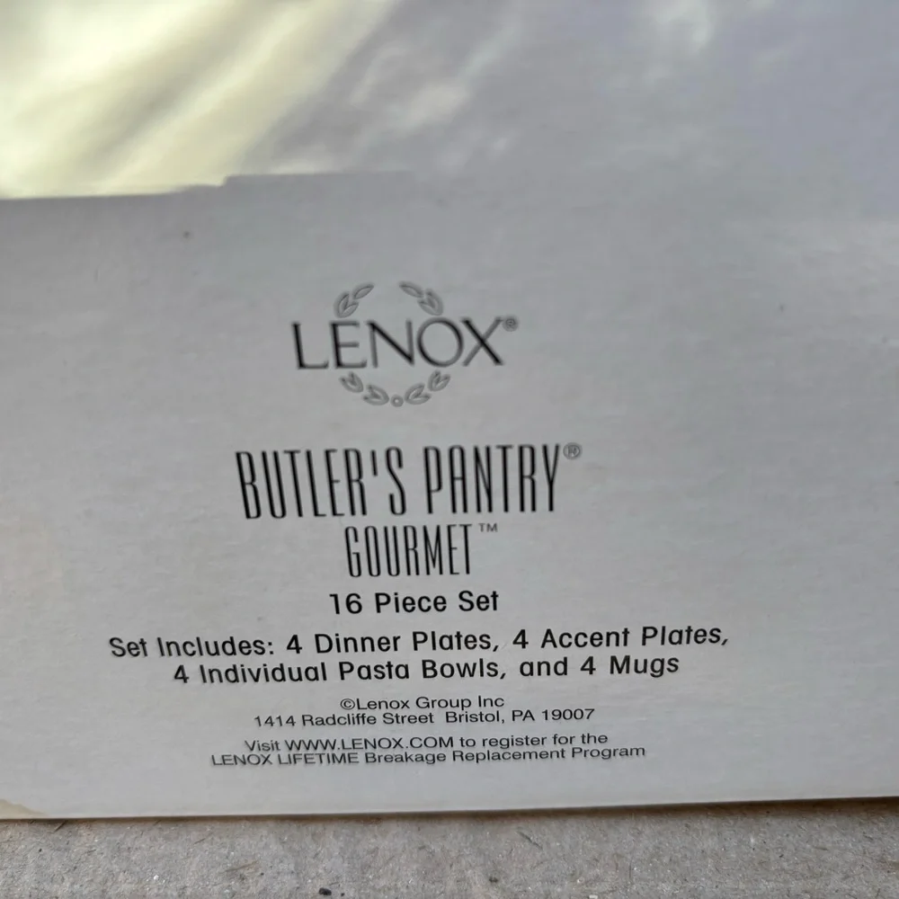 Lenox Butler's Pantry Gourmet 16-Piece Cream Dinnerware Set